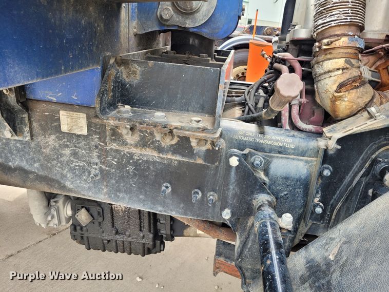 image for item DK1751 2014 Mack LEU613  refuse truck