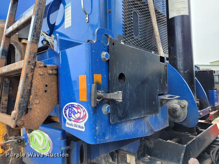 image for item DK1751 2014 Mack LEU613  refuse truck