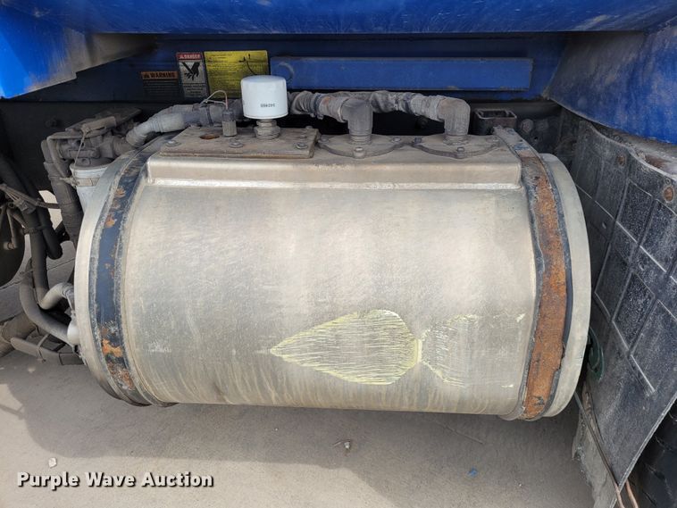 image for item DK1751 2014 Mack LEU613  refuse truck