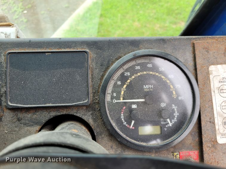 image for item DK1751 2014 Mack LEU613  refuse truck