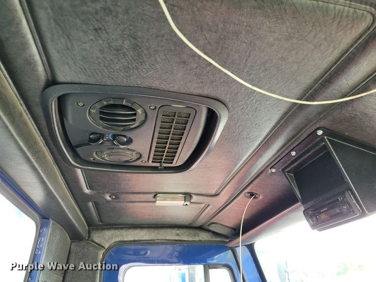 image for item DK1751 2014 Mack LEU613  refuse truck