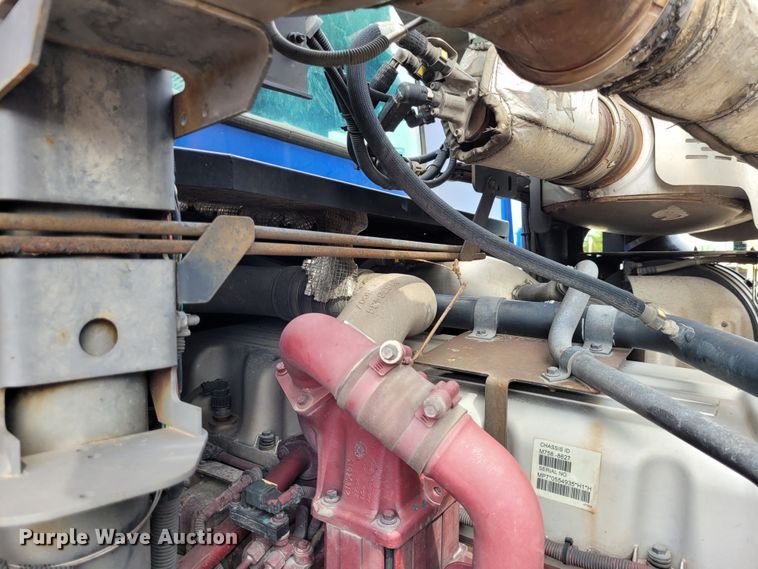 image for item DK1751 2014 Mack LEU613  refuse truck