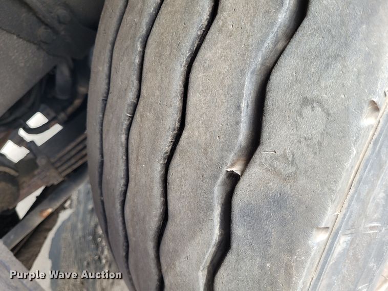 image for item DK1751 2014 Mack LEU613  refuse truck