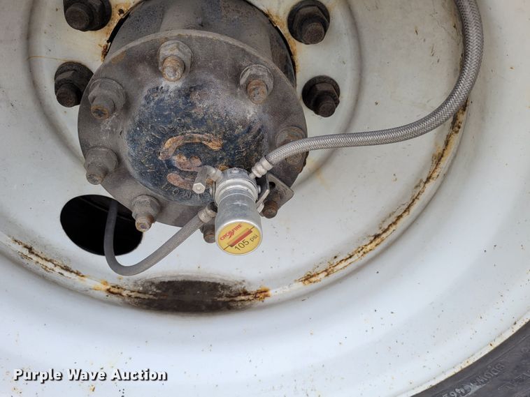 image for item DK1751 2014 Mack LEU613  refuse truck