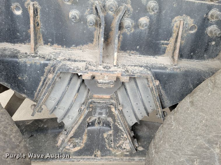 image for item DK1751 2014 Mack LEU613  refuse truck