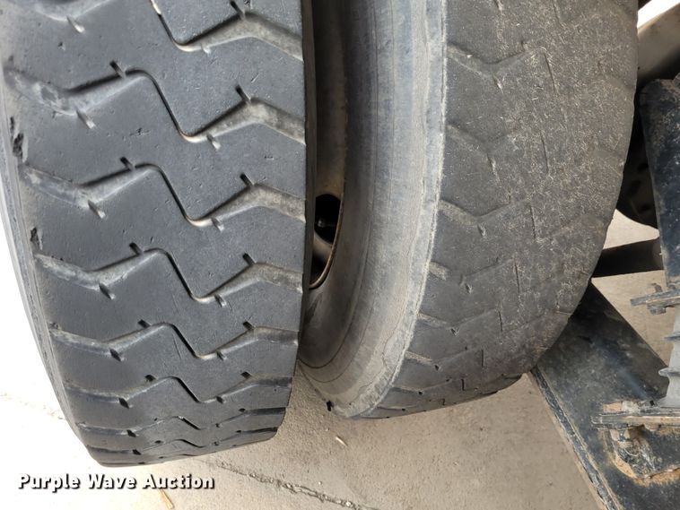 image for item DK1751 2014 Mack LEU613  refuse truck