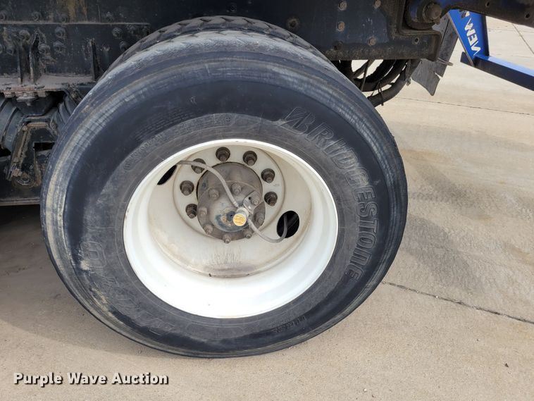 image for item DK1751 2014 Mack LEU613  refuse truck