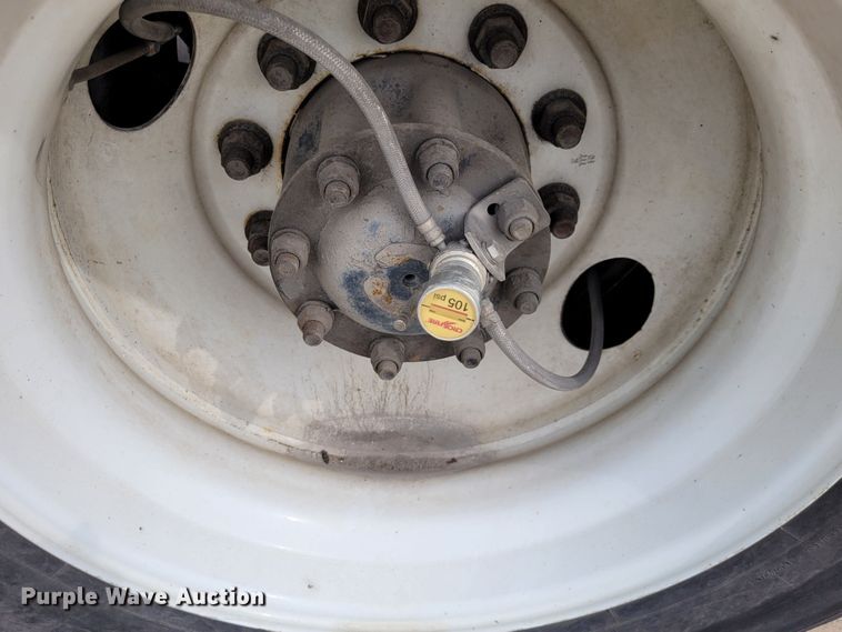 image for item DK1751 2014 Mack LEU613  refuse truck