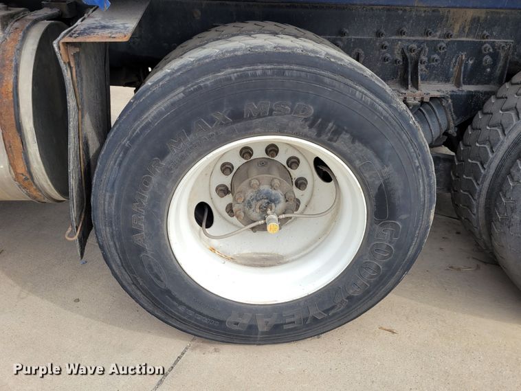 image for item DK1751 2014 Mack LEU613  refuse truck