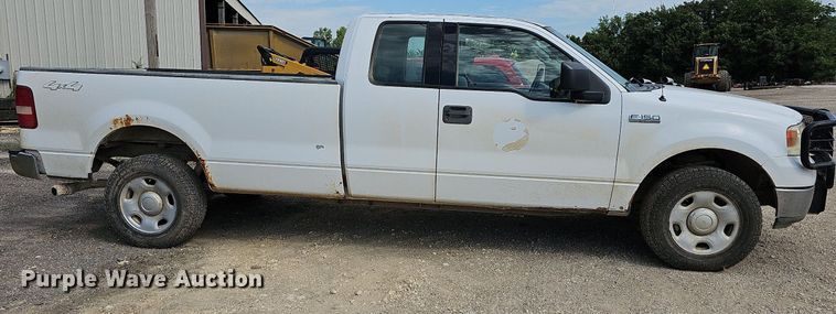 image for item DN8526 2004 Ford F150  SuperCab pickup truck