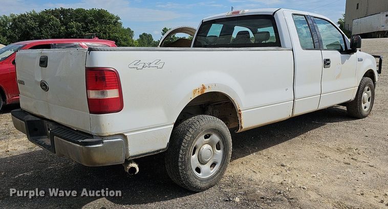 image for item DN8526 2004 Ford F150  SuperCab pickup truck