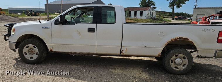 image for item DN8526 2004 Ford F150  SuperCab pickup truck