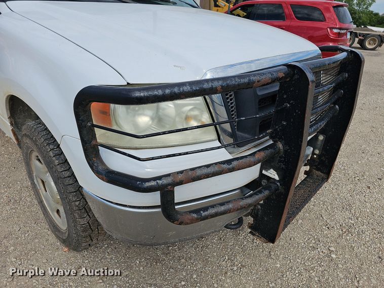 image for item DN8526 2004 Ford F150  SuperCab pickup truck