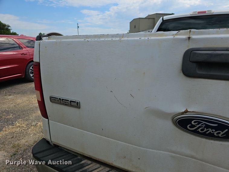 image for item DN8526 2004 Ford F150  SuperCab pickup truck