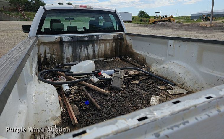 image for item DN8526 2004 Ford F150  SuperCab pickup truck