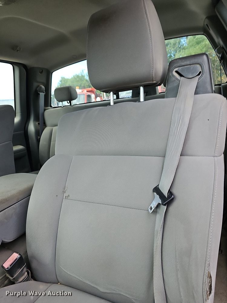 image for item DN8526 2004 Ford F150  SuperCab pickup truck