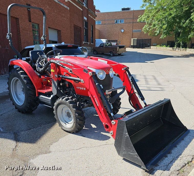 image for item DN8567 2014 Massey Ferguson 1739E  tractor