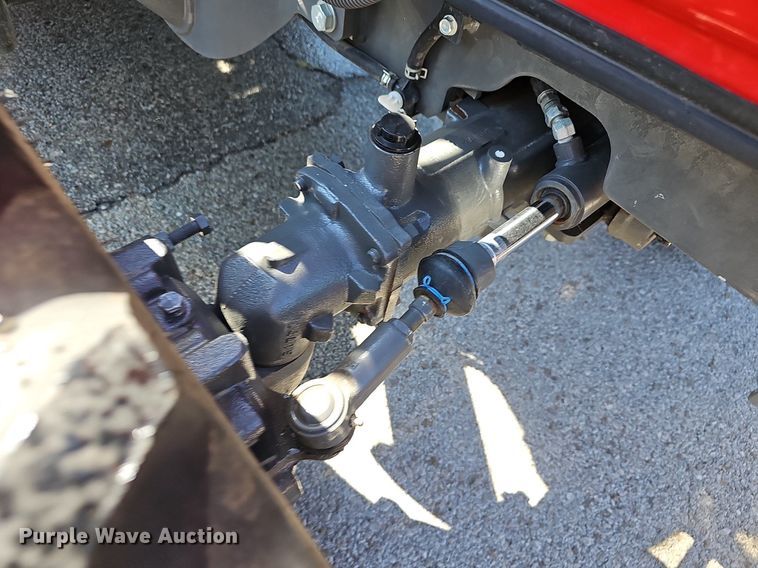 image for item DN8567 2014 Massey Ferguson 1739E  tractor