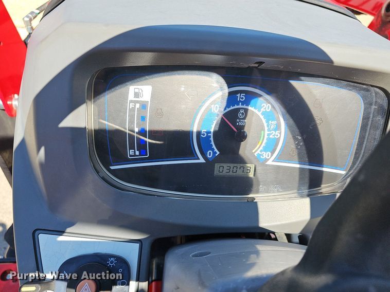 image for item DN8567 2014 Massey Ferguson 1739E  tractor