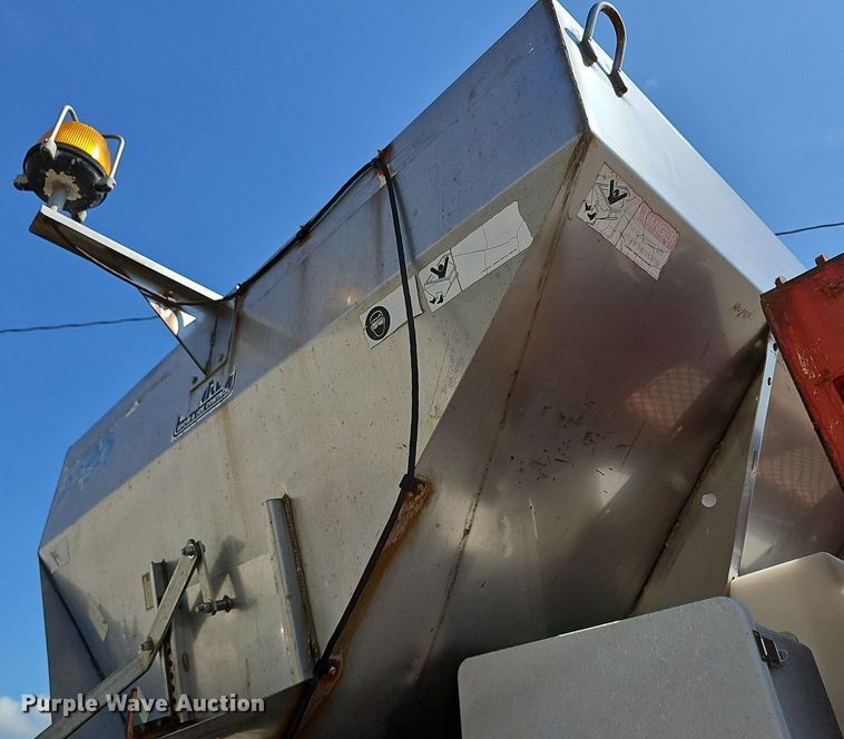 image for item DN8581 2003 Sterling LT7500  dump truck