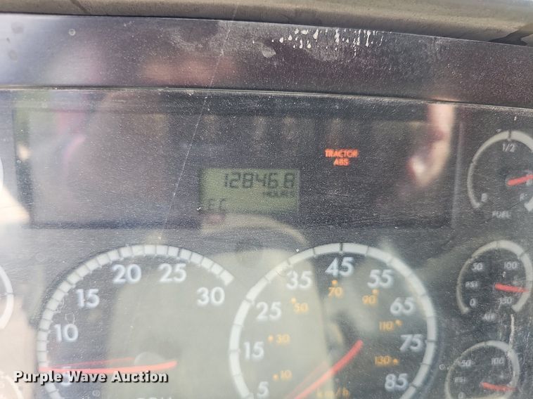 image for item DN8581 2003 Sterling LT7500  dump truck