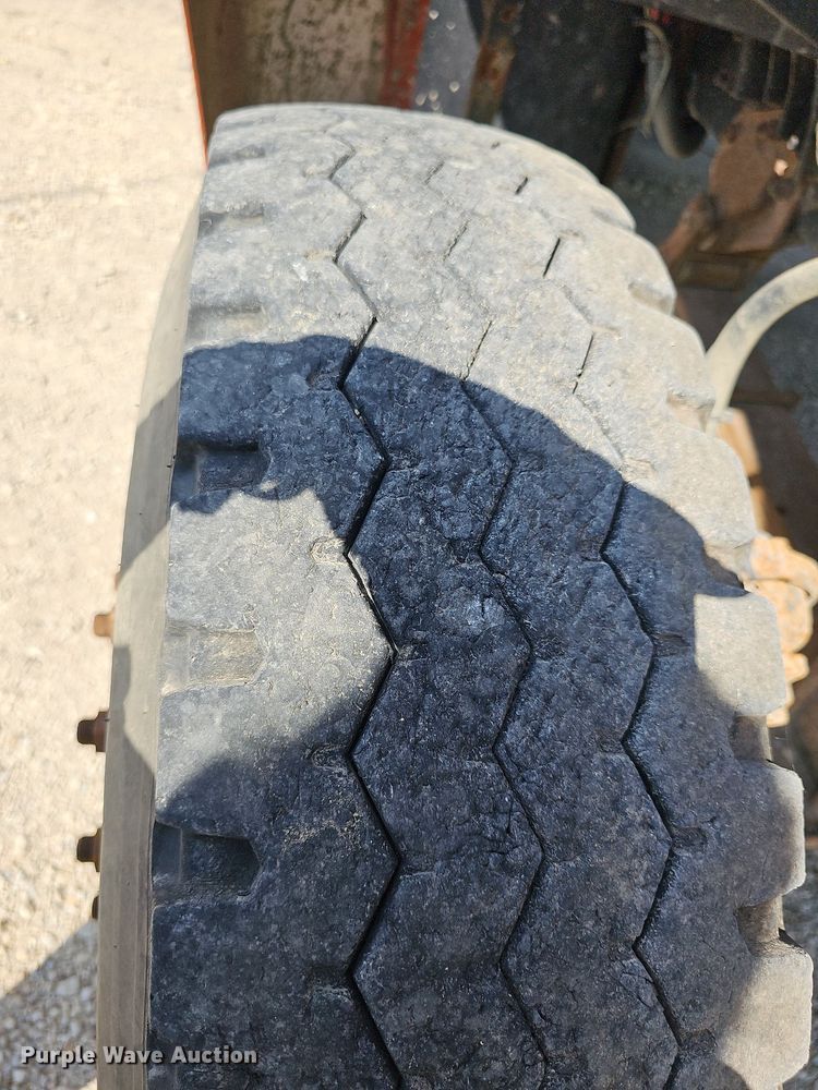 image for item DN8581 2003 Sterling LT7500  dump truck