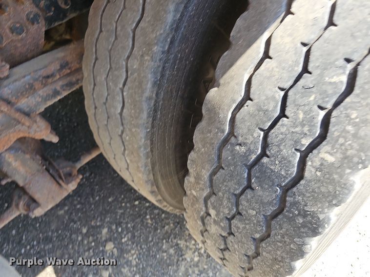 image for item DN8581 2003 Sterling LT7500  dump truck