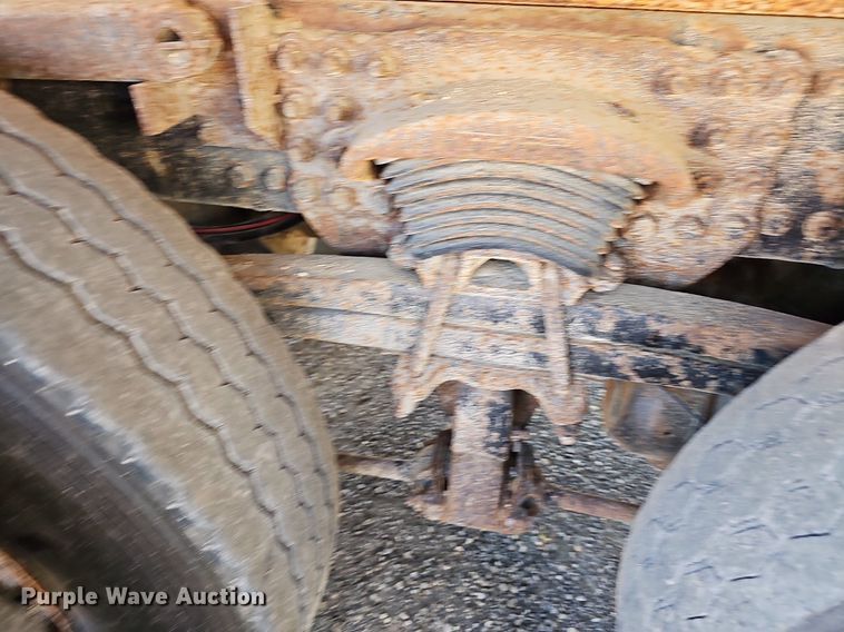 image for item DN8581 2003 Sterling LT7500  dump truck