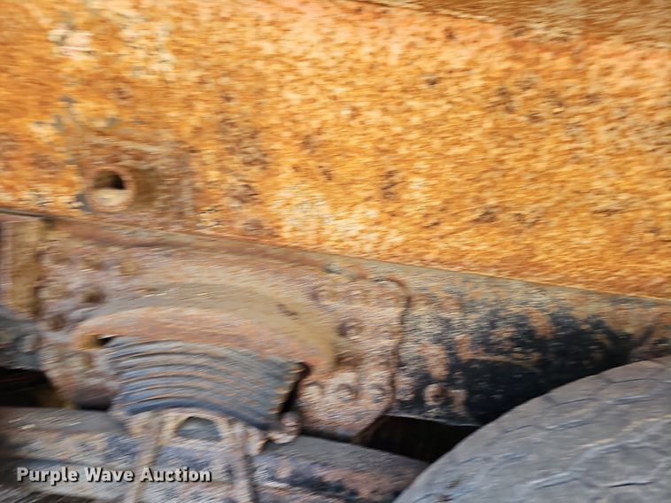 image for item DN8581 2003 Sterling LT7500  dump truck