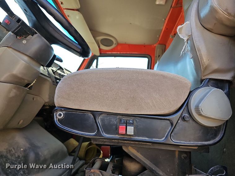 image for item DN8582 2001 Sterling LT7500  dump truck