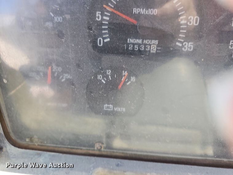 image for item DN8582 2001 Sterling LT7500  dump truck