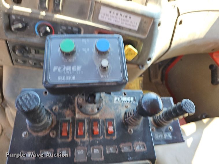 image for item DN8582 2001 Sterling LT7500  dump truck