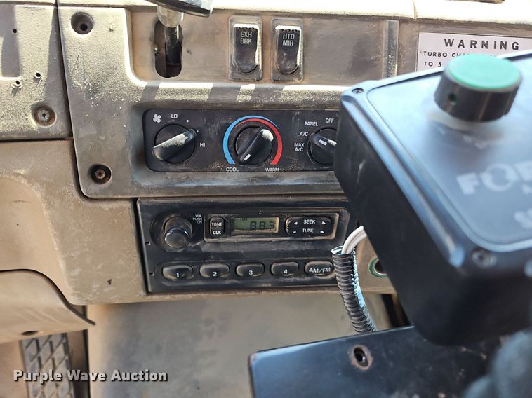 image for item DN8582 2001 Sterling LT7500  dump truck