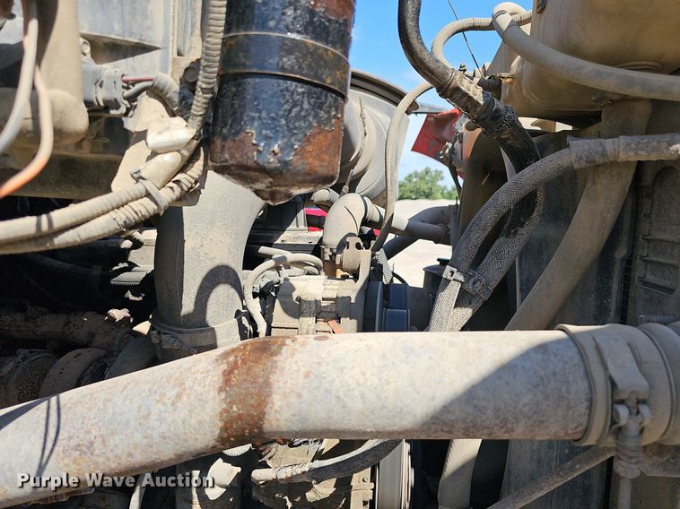 image for item DN8582 2001 Sterling LT7500  dump truck