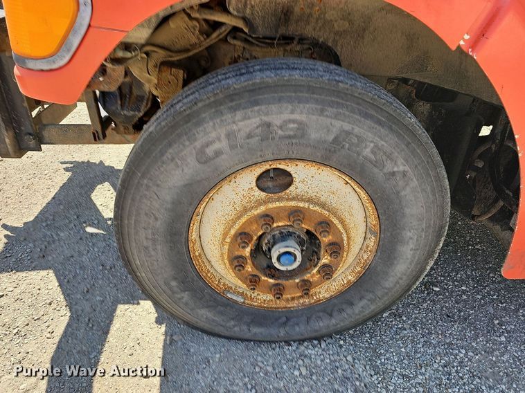 image for item DN8582 2001 Sterling LT7500  dump truck