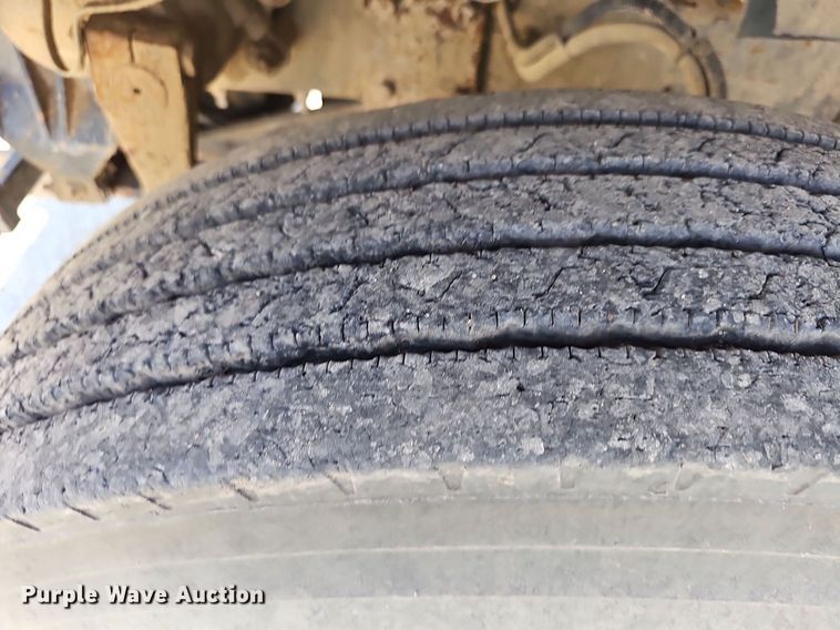 image for item DN8582 2001 Sterling LT7500  dump truck