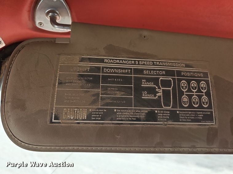 image for item DN8583 1995 Ford L8000  dump truck