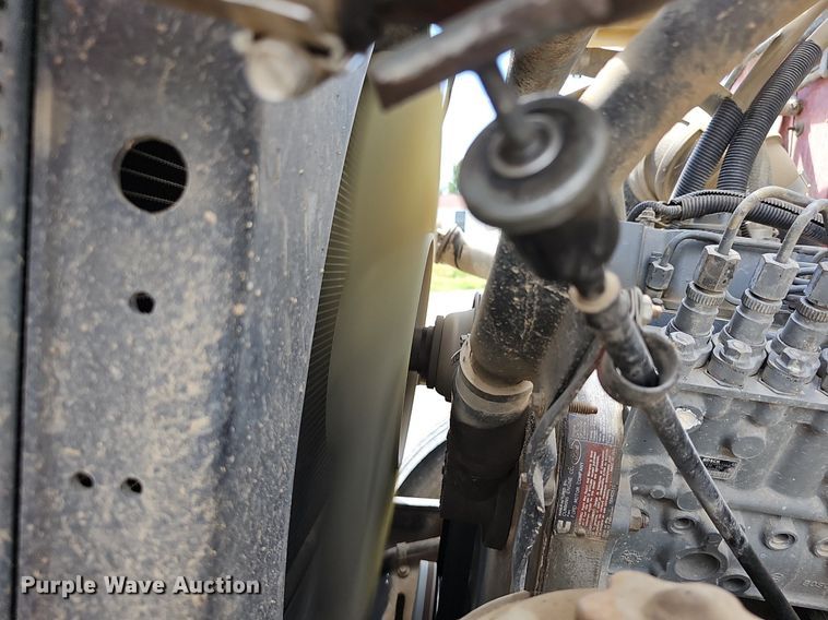 image for item DN8583 1995 Ford L8000  dump truck