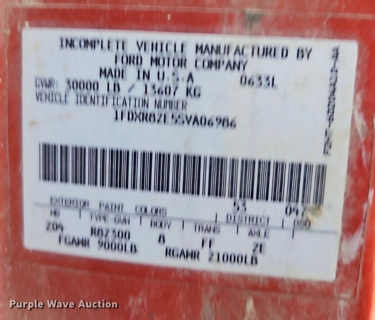 image for item DN8583 1995 Ford L8000  dump truck