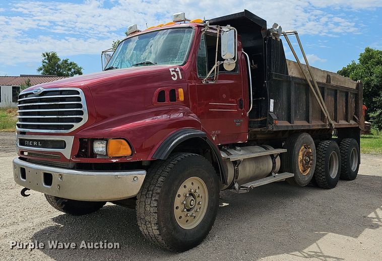 image for item DN8584 2007 Sterling L9500  dump truck