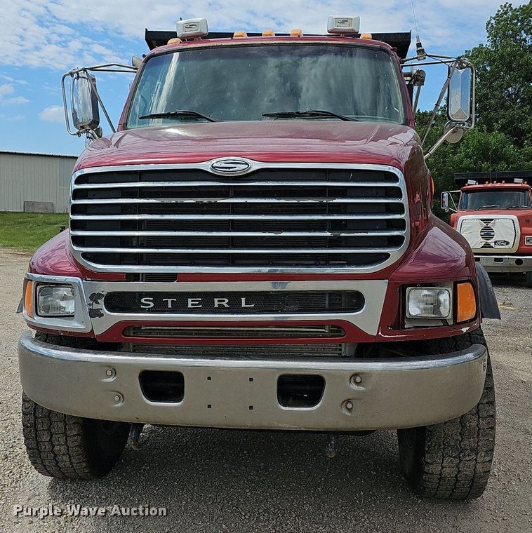 image for item DN8584 2007 Sterling L9500  dump truck