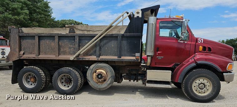 image for item DN8584 2007 Sterling L9500  dump truck