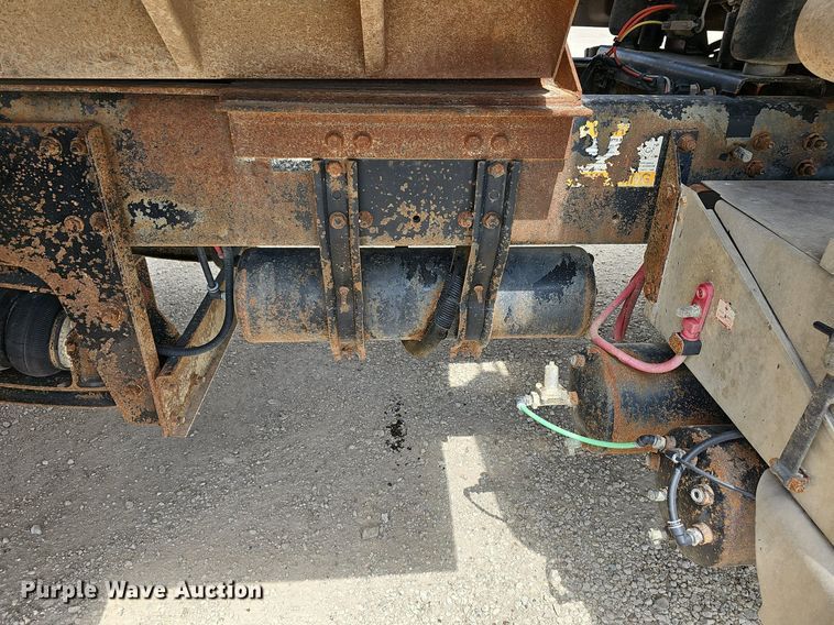 image for item DN8584 2007 Sterling L9500  dump truck