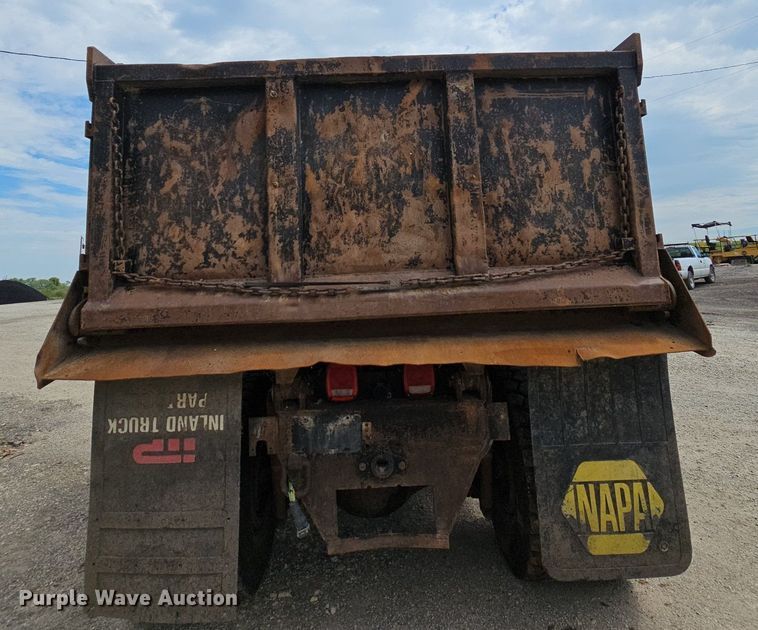 image for item DN8584 2007 Sterling L9500  dump truck