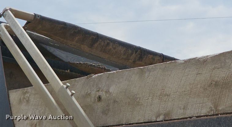 image for item DN8584 2007 Sterling L9500  dump truck