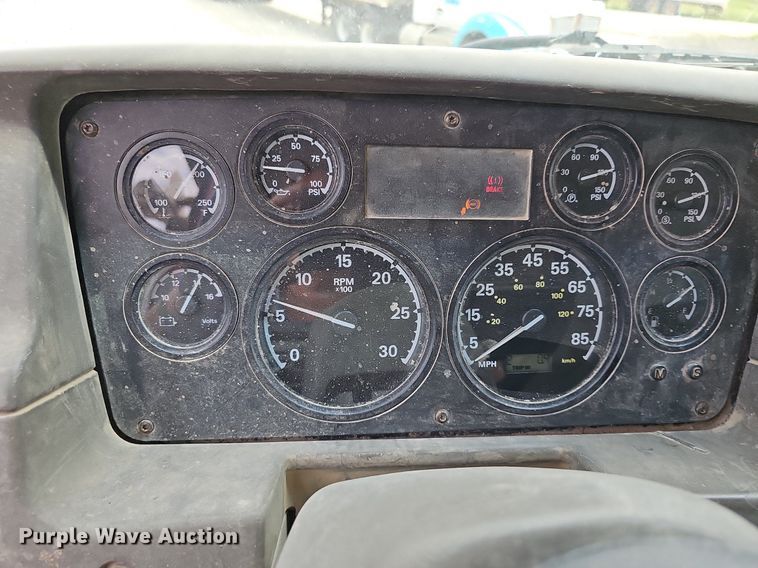 image for item DN8584 2007 Sterling L9500  dump truck