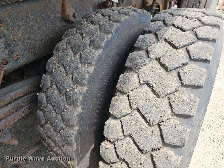 image for item DN8584 2007 Sterling L9500  dump truck