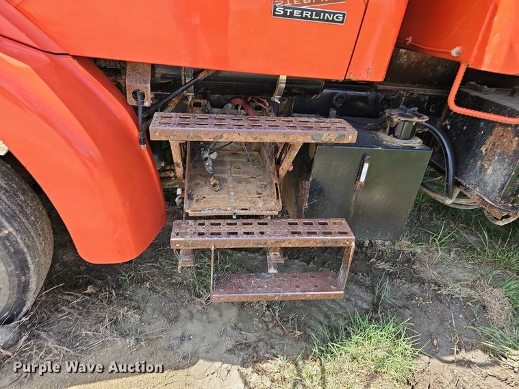 image for item DN8585 2003 Sterling LT7500  dump truck