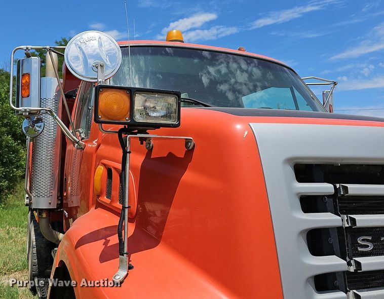 image for item DN8585 2003 Sterling LT7500  dump truck
