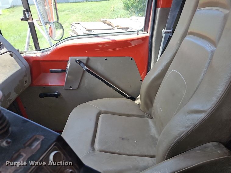 image for item DN8585 2003 Sterling LT7500  dump truck